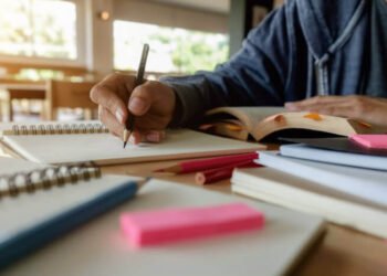 Nëse fëmijët ‘’pushojnë trurin’’ a mund ta heqin frustrimin ndaj detyrave të shtëpisë?