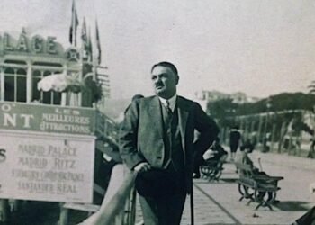 Jahja Kemal: Anija e heshtur