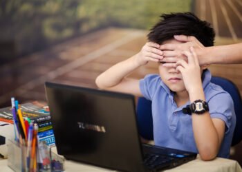 Çfarë po shohin fëmijët tanë në internet?